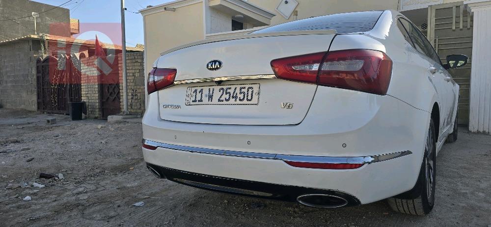 Kia Cadenza